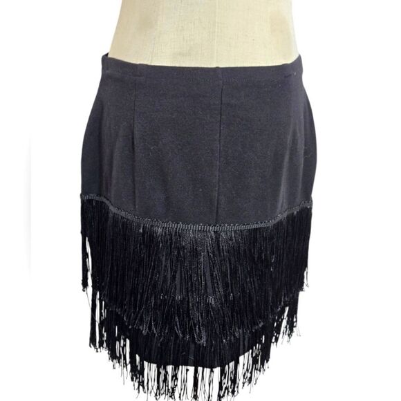 EXPRESS Black Fringe Mini Skirt - Picture 4 of 7
